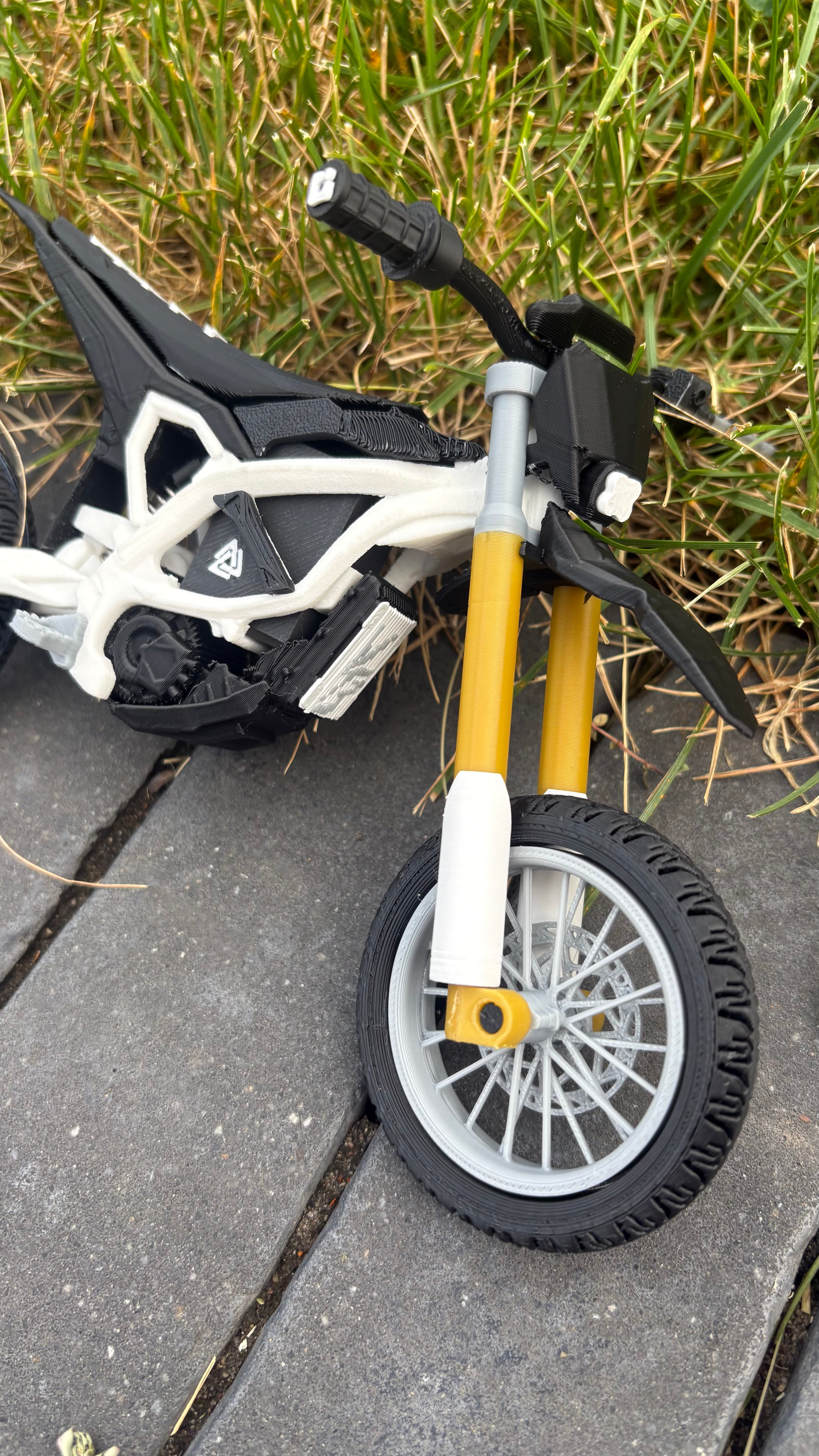 Mini Surron Ultra bee